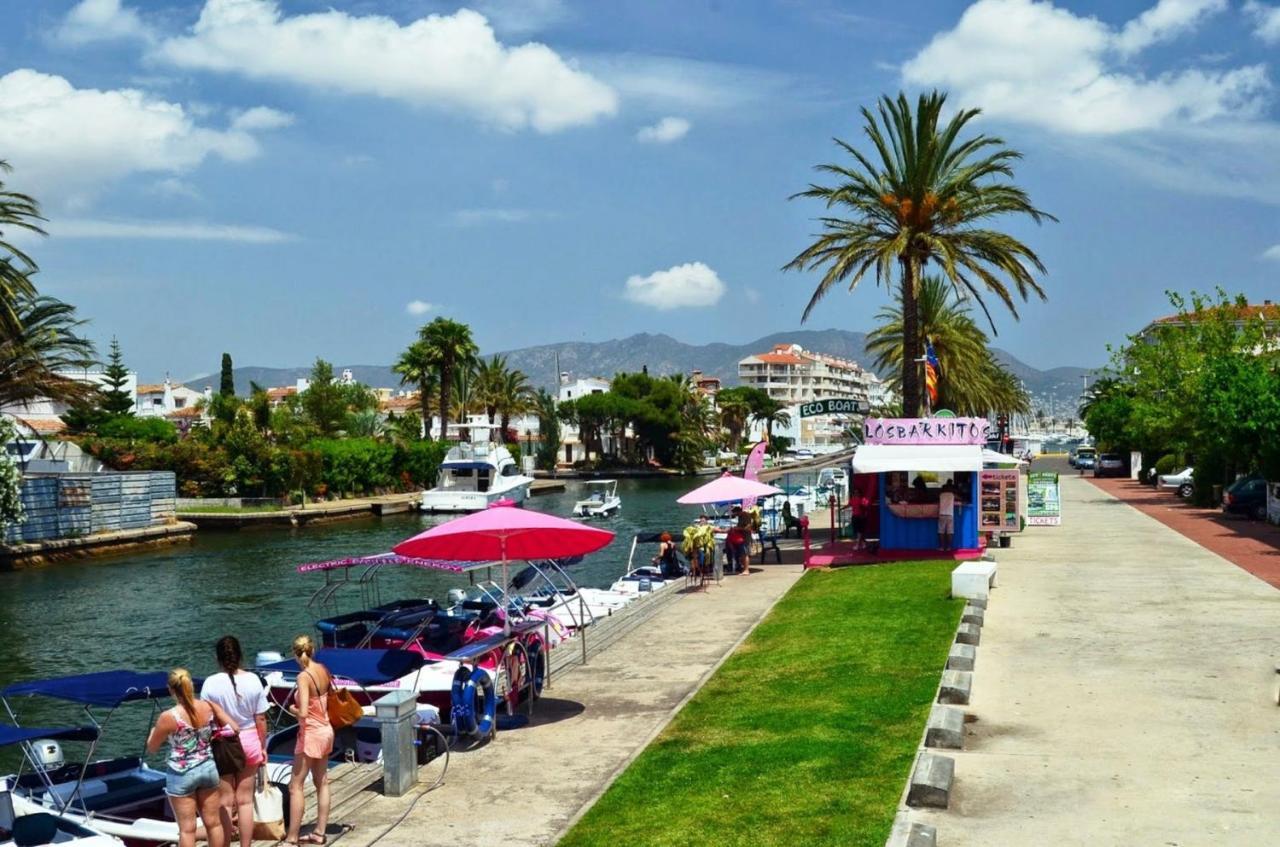 Apart-Rent Apartment Puig Rom 0149 Ampuriabrava Exterior foto
